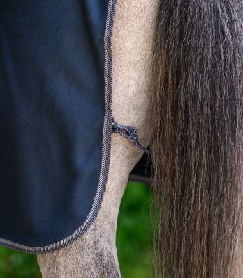Capa De Fleece Con Gancho Frontal