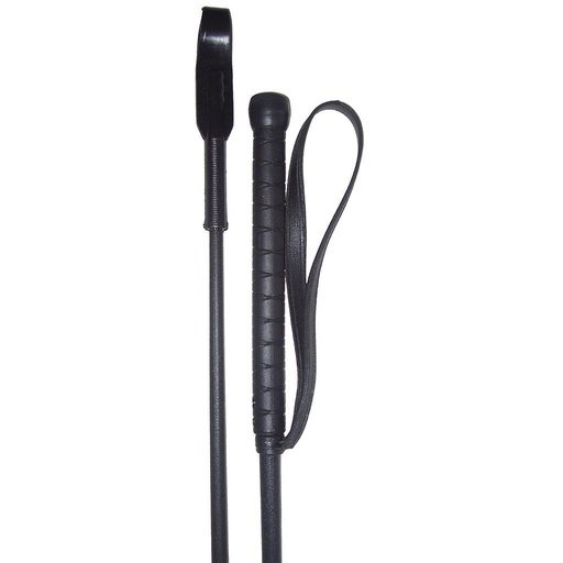 [111369] Fuete con Aza Mango de Hule Color Negro de 26" 